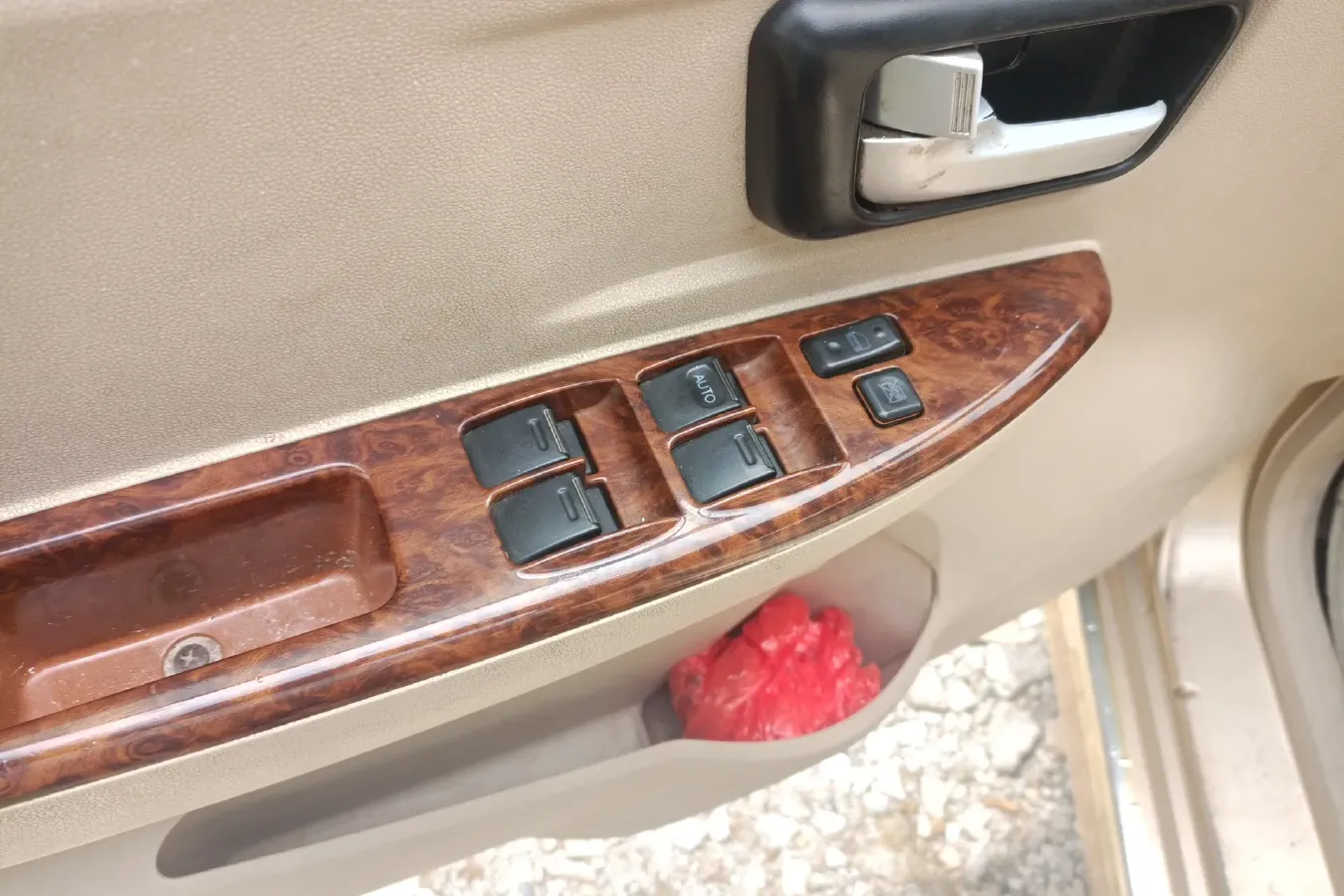 2013 DongFeng Fengon Fengon 1.5L 116HP L4 5MT,autocango,china used car exporter,china ev exporter,chinese used car exporter,chinese used ev exporter