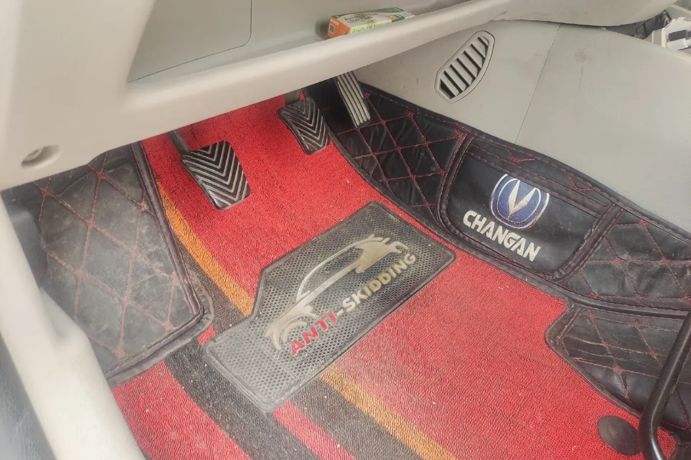 2012 ChangAn Alsvin V5 1.5L 114HP L4 5MT,autocango,china used car exporter,china ev exporter,chinese used car exporter,chinese used ev exporter