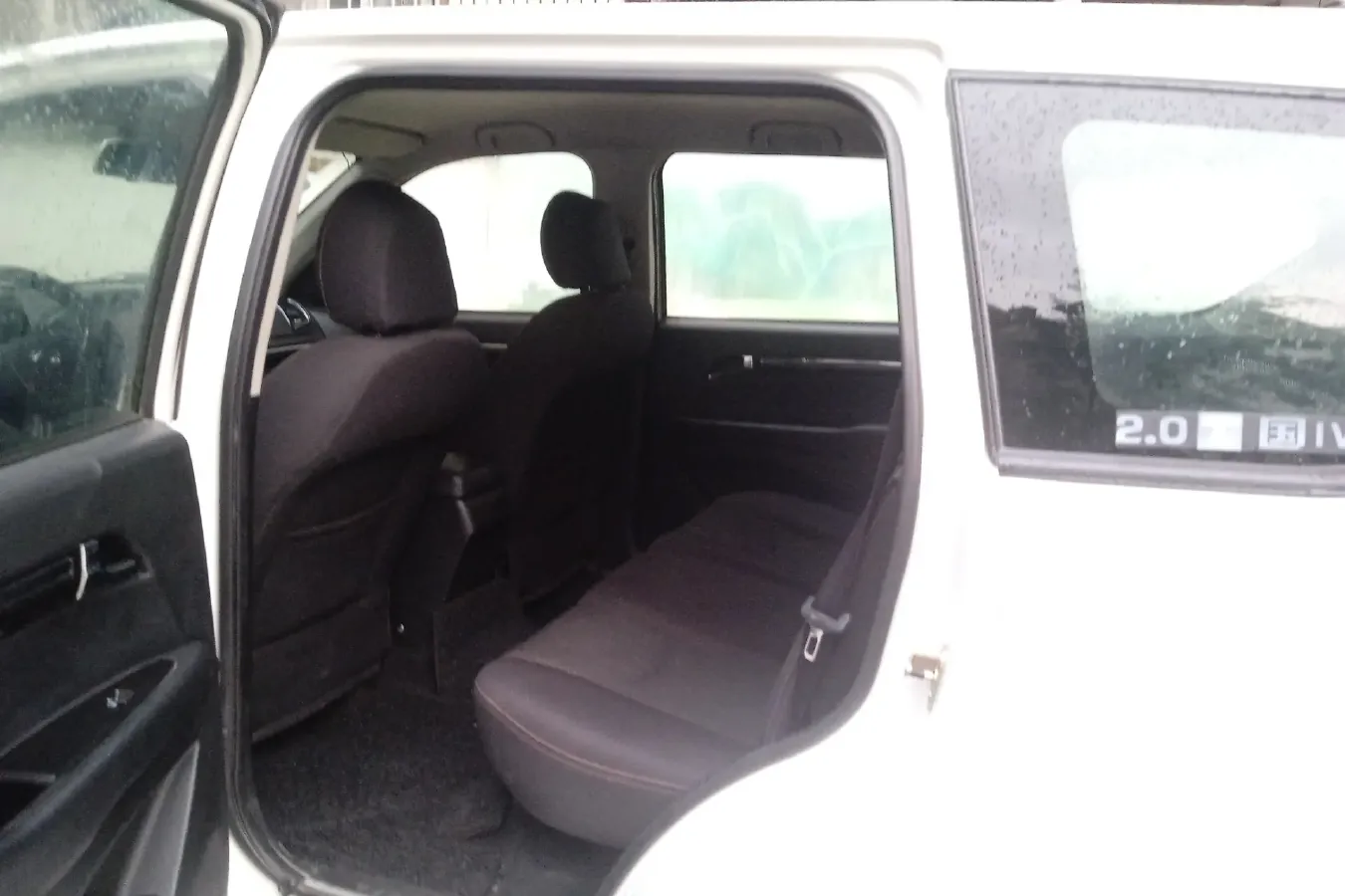 2015 Landwind X8 2.0T 190HP L4 6MT,autocango,china used car exporter,china ev exporter,chinese used car exporter,chinese used ev exporter