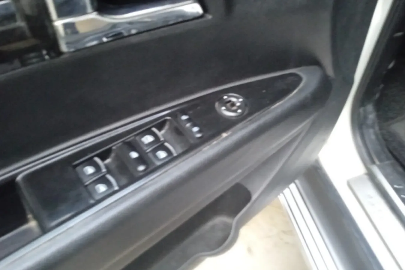 2015 Landwind X8 2.0T 190HP L4 6MT,autocango,china used car exporter,china ev exporter,chinese used car exporter,chinese used ev exporter