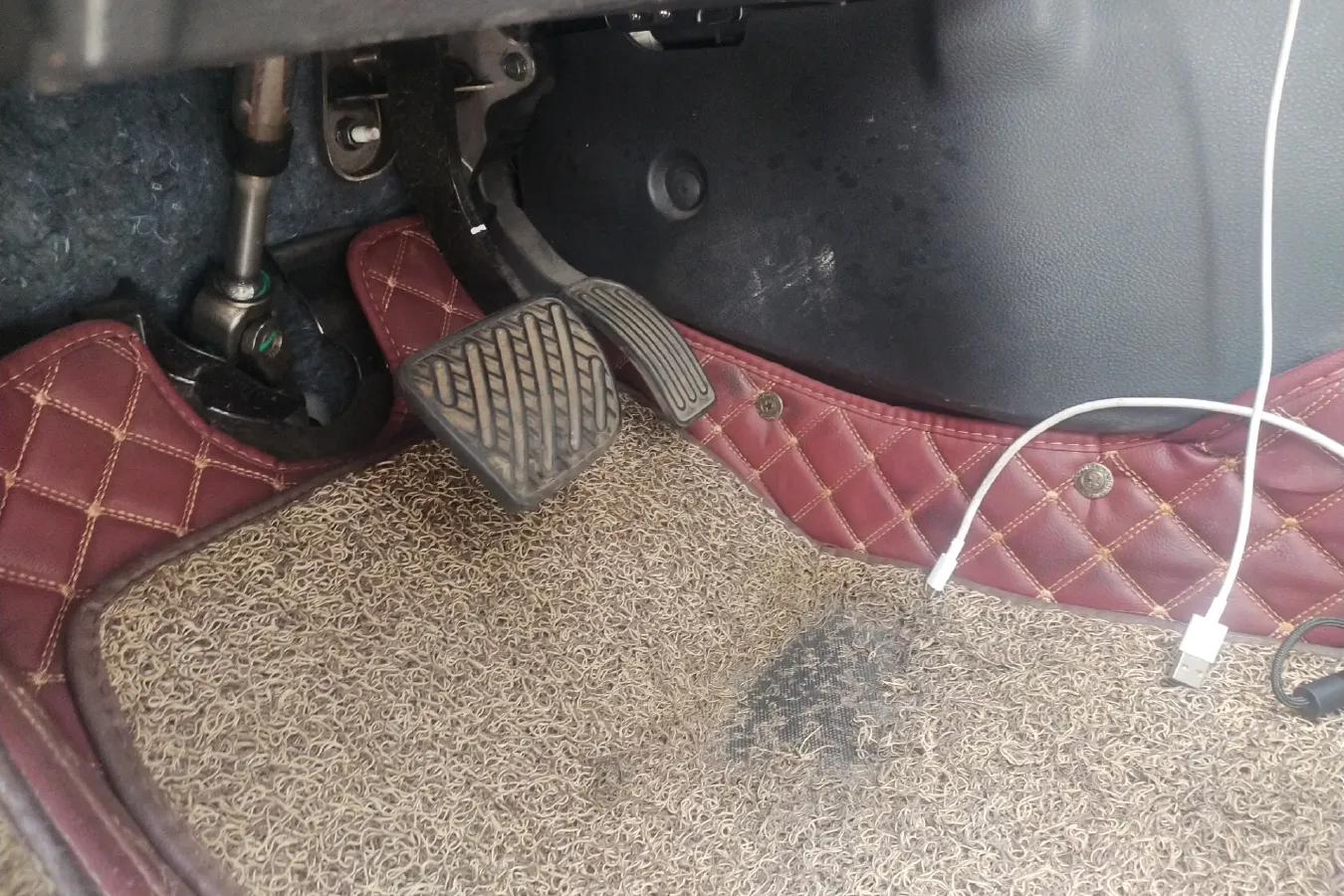 2020 Venucia D60 EV BEV 50KWH,autocango,china used car exporter,china ev exporter,chinese used car exporter,chinese used ev exporter