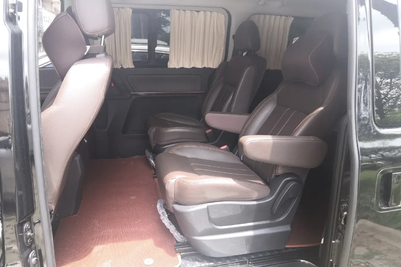 2021 DongFeng Forthing LingZhi Plus 2.0L 133HP L4 6MT,autocango,china used car exporter,china ev exporter,chinese used car exporter,chinese used ev exporter