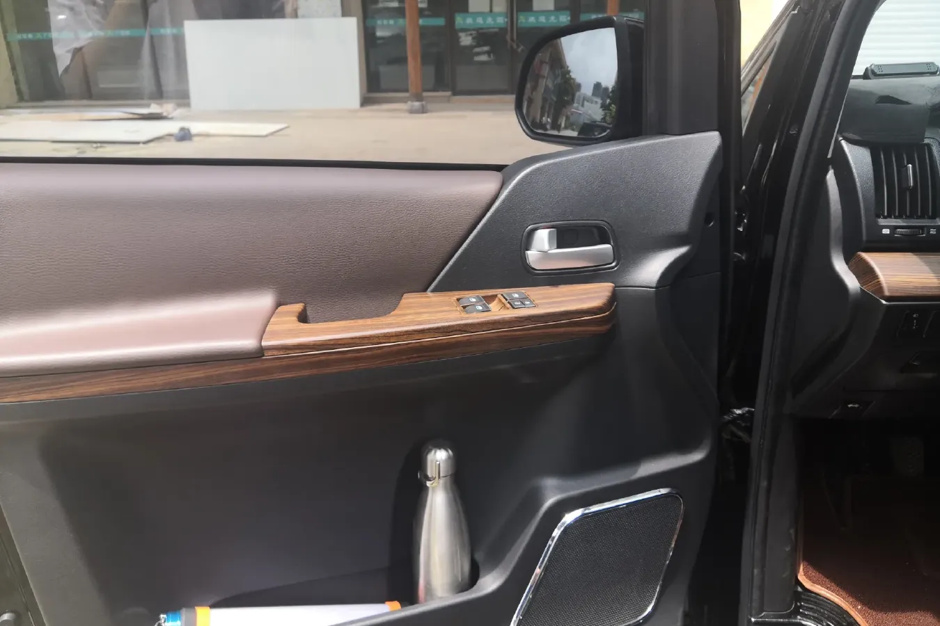 2021 DongFeng Forthing LingZhi Plus 2.0L 133HP L4 6MT,autocango,china used car exporter,china ev exporter,chinese used car exporter,chinese used ev exporter