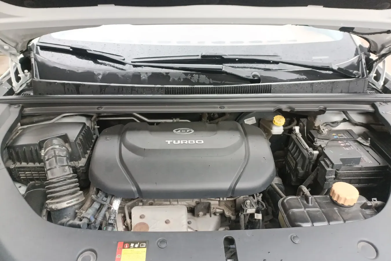 2019 BaoJun RM-5 1.5T 147HP L4 6MT,autocango,china used car exporter,china ev exporter,chinese used car exporter,chinese used ev exporter