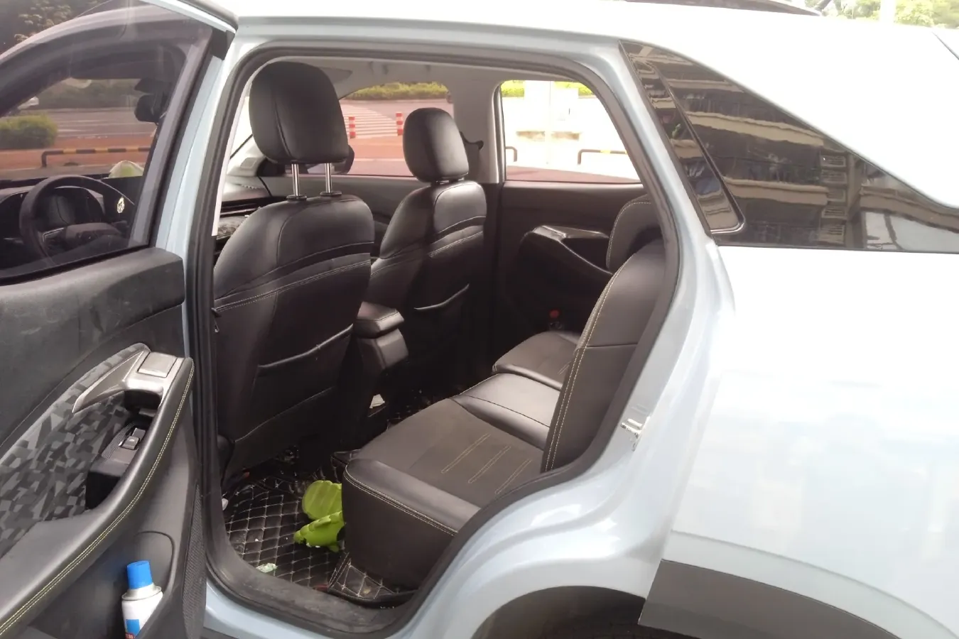 2020 BaoJun RS-3 1.5L 105HP L4 CVT,autocango,china used car exporter,china ev exporter,chinese used car exporter,chinese used ev exporter