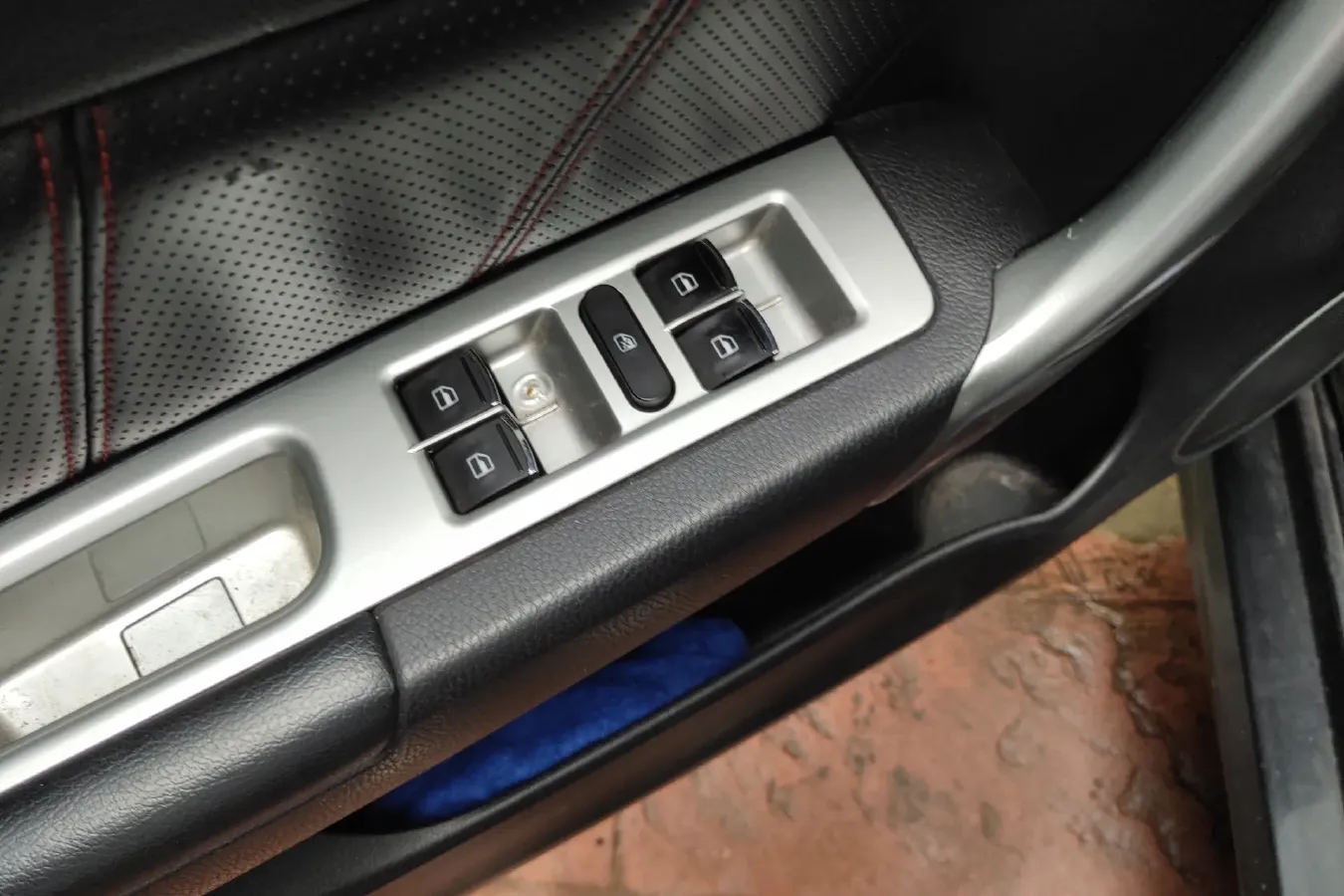 2015 Haval H6 1.5T 150HP L4 6MT,autocango,china used car exporter,china ev exporter,chinese used car exporter,chinese used ev exporter