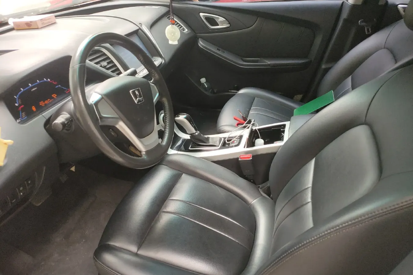 2013 Luxgen 5 1.8T 154HP L4 5AT,autocango,china used car exporter,china ev exporter,chinese used car exporter,chinese used ev exporter