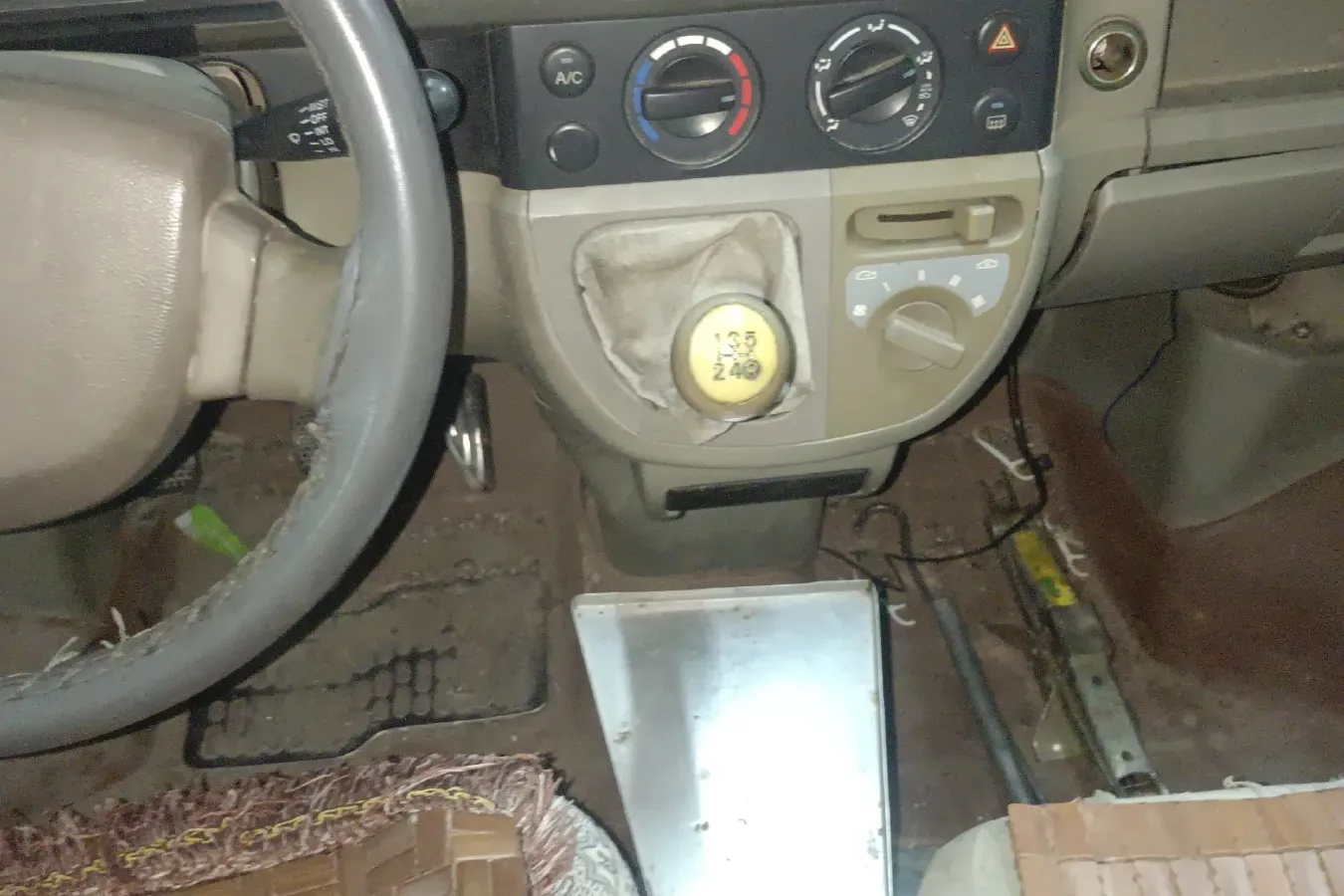 2010 Karry YouYou 1.0L 68HP L4 5MT,autocango,china used car exporter,china ev exporter,chinese used car exporter,chinese used ev exporter