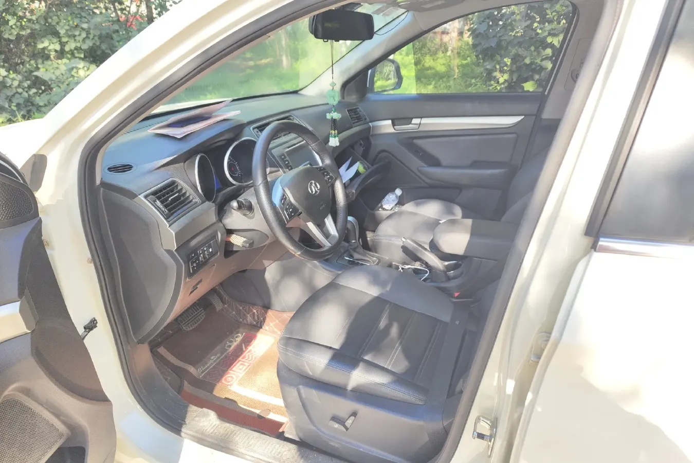 2015 BeiJing Auto Senova X65 2.0T 177HP L4 6AT,autocango,china used car exporter,china ev exporter,chinese used car exporter,chinese used ev exporter