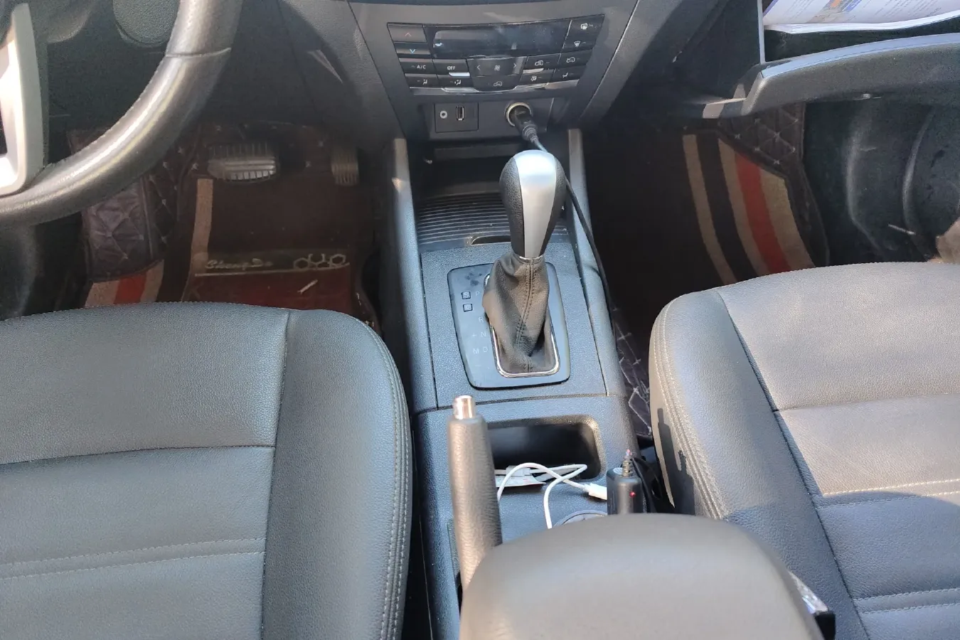 2015 BeiJing Auto Senova X65 2.0T 177HP L4 6AT,autocango,china used car exporter,china ev exporter,chinese used car exporter,chinese used ev exporter