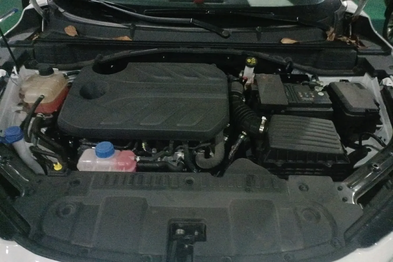 2022 ChangAn UNI-T 1.5T 188HP L4 7DCT,autocango,china used car exporter,china ev exporter,chinese used car exporter,chinese used ev exporter