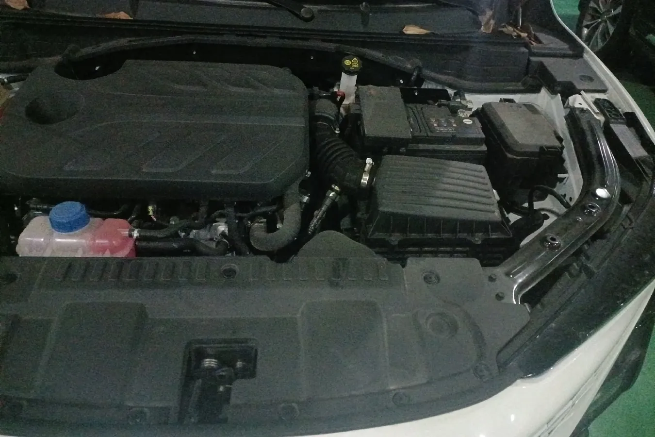 2022 ChangAn UNI-T 1.5T 188HP L4 7DCT,autocango,china used car exporter,china ev exporter,chinese used car exporter,chinese used ev exporter