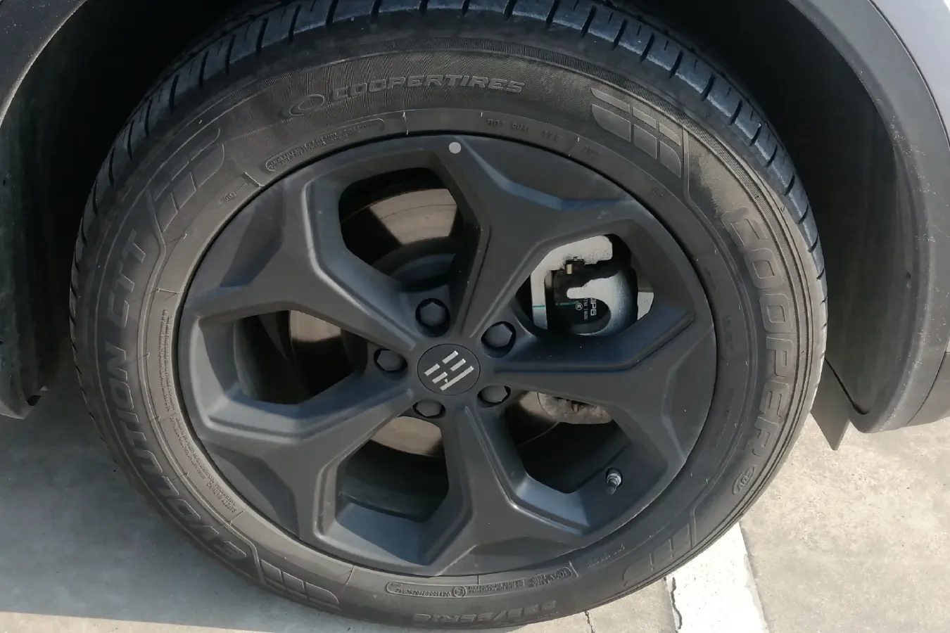 2021 Enovate ME5 Range Extended 98HP REEV 30.6KWH,autocango,china used car exporter,china ev exporter,chinese used car exporter,chinese used ev exporter