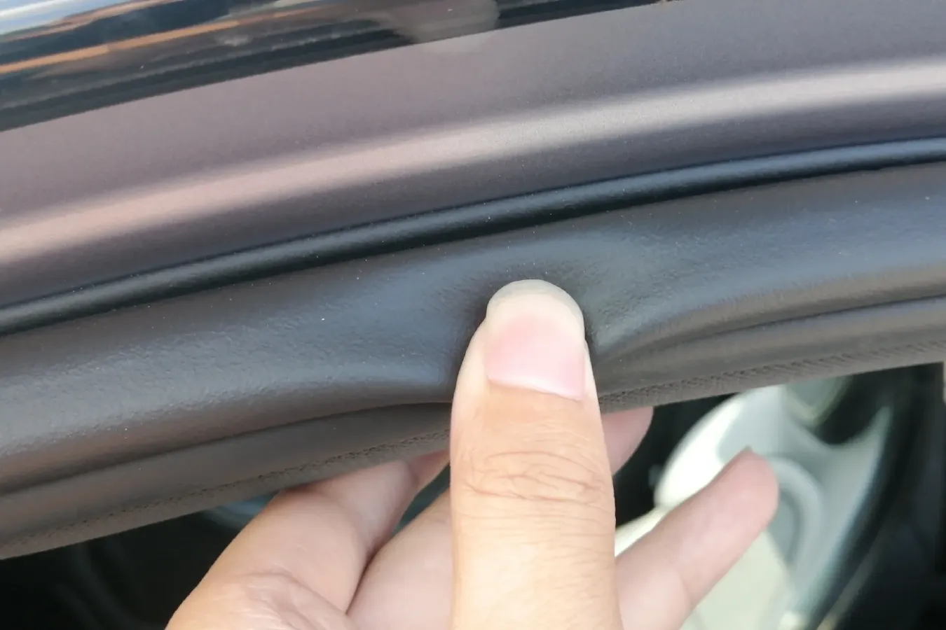 2021 Enovate ME5 Range Extended 98HP REEV 30.6KWH,autocango,china used car exporter,china ev exporter,chinese used car exporter,chinese used ev exporter