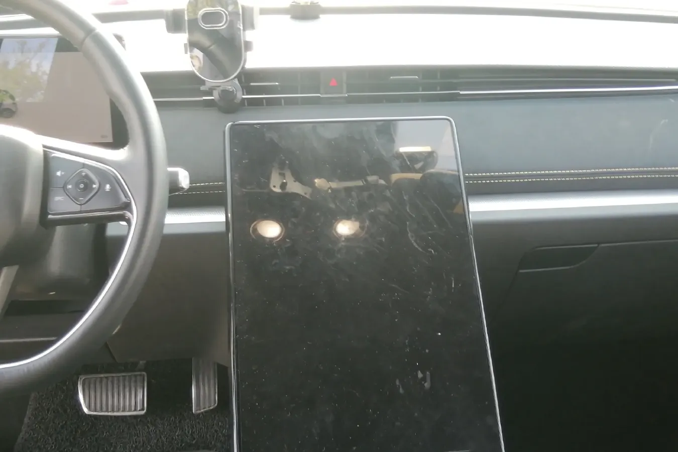 2021 Enovate ME5 Range Extended 98HP REEV 30.6KWH,autocango,china used car exporter,china ev exporter,chinese used car exporter,chinese used ev exporter