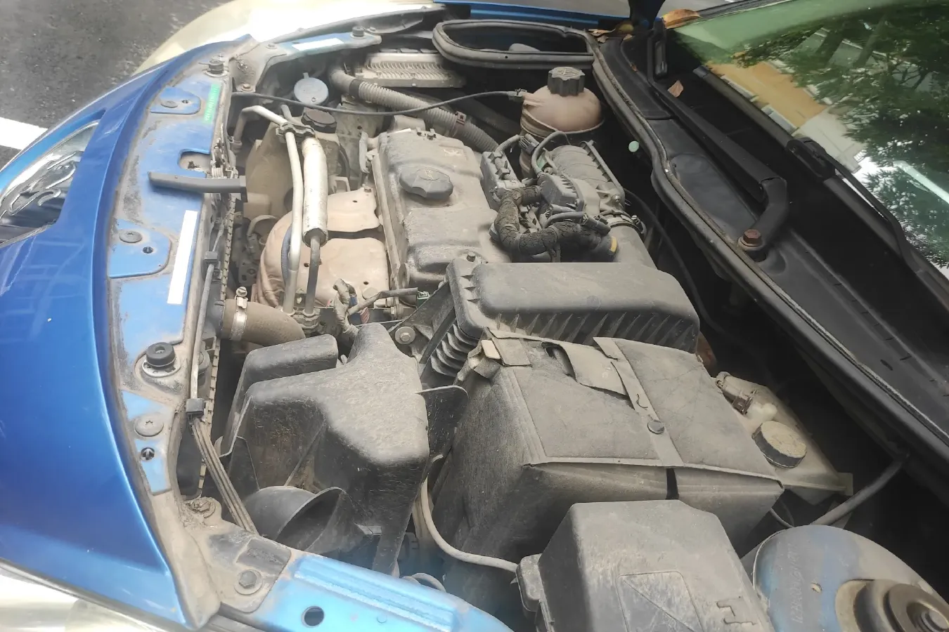 2009 Peugeot 207 1.4L 76HP L4 5MT,autocango,china used car exporter,china ev exporter,chinese used car exporter,chinese used ev exporter