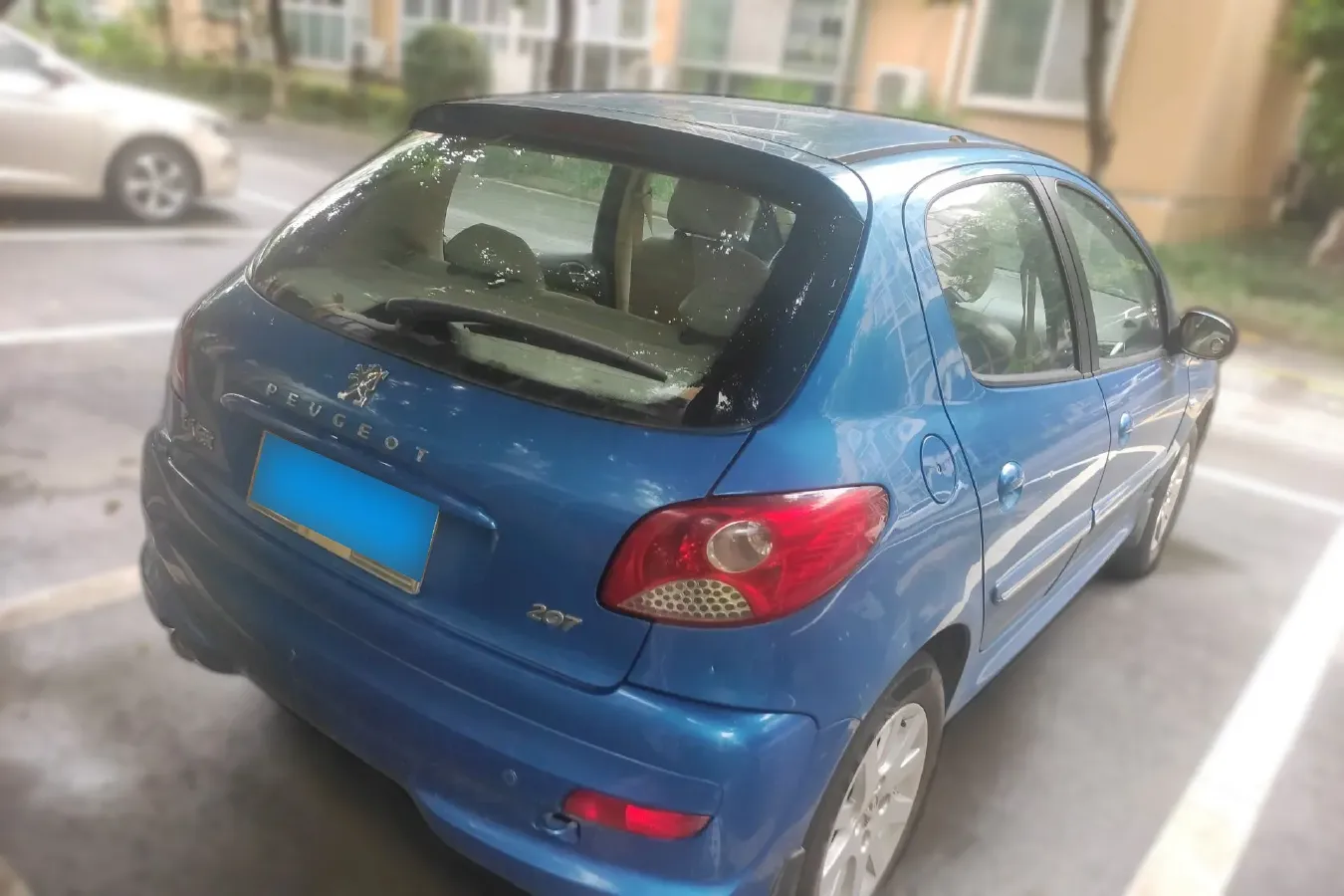 2009 Peugeot 207 1.4L 76HP L4 5MT,autocango,china used car exporter,china ev exporter,chinese used car exporter,chinese used ev exporter