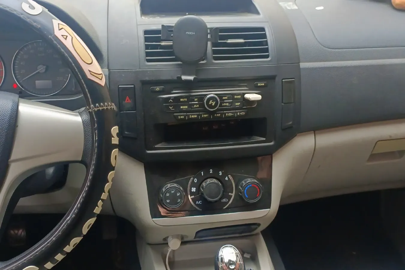 2015 BAIC ChangHe M50S 1.4L 99HP L4 5MT,autocango,china used car exporter,china ev exporter,chinese used car exporter,chinese used ev exporter