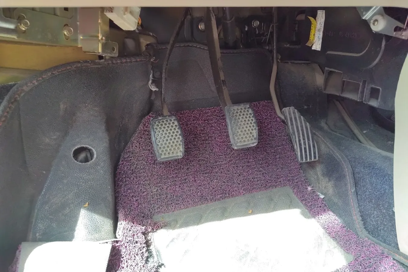 2010 BaoJun LeChi 1.0L 69HP L4 5MT,autocango,china used car exporter,china ev exporter,chinese used car exporter,chinese used ev exporter