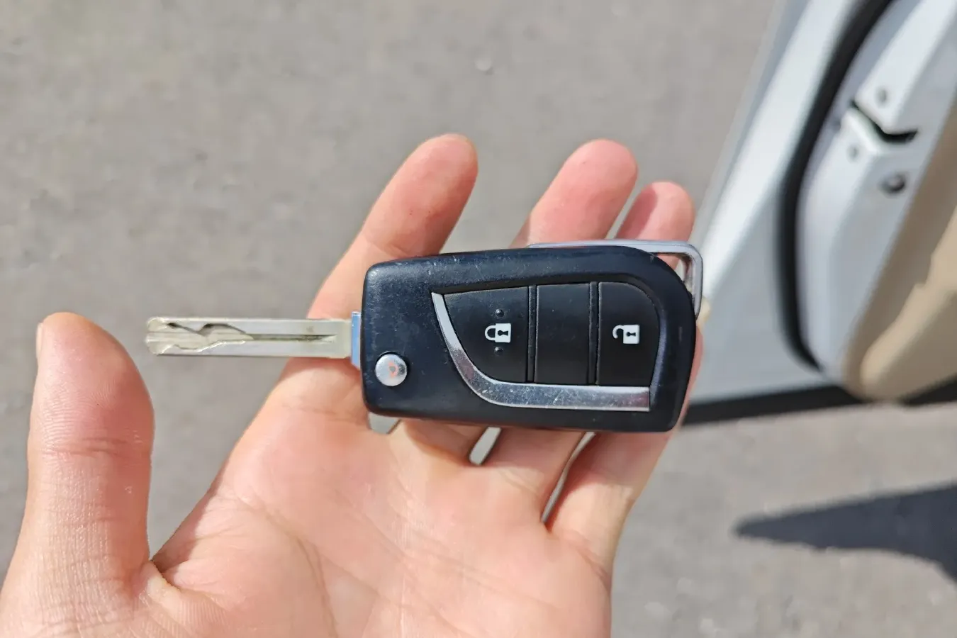 2015 Toyota RAV4 2.0L 147HP L4 CVT,autocango,china used car exporter,china ev exporter,chinese used car exporter,chinese used ev exporter