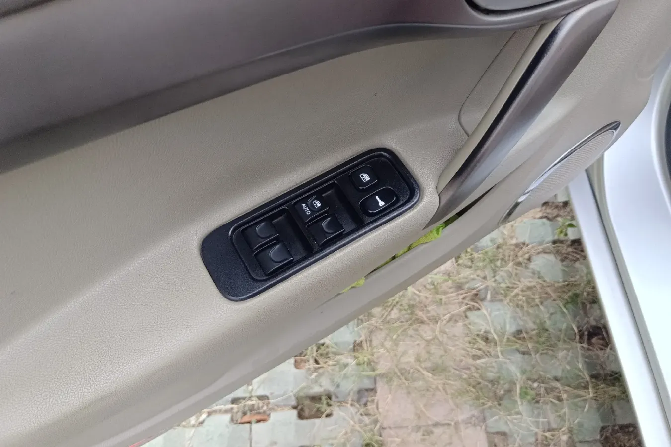 2012 JAC HeYue 1.5L 113HP L4 5MT,autocango,china used car exporter,china ev exporter,chinese used car exporter,chinese used ev exporter