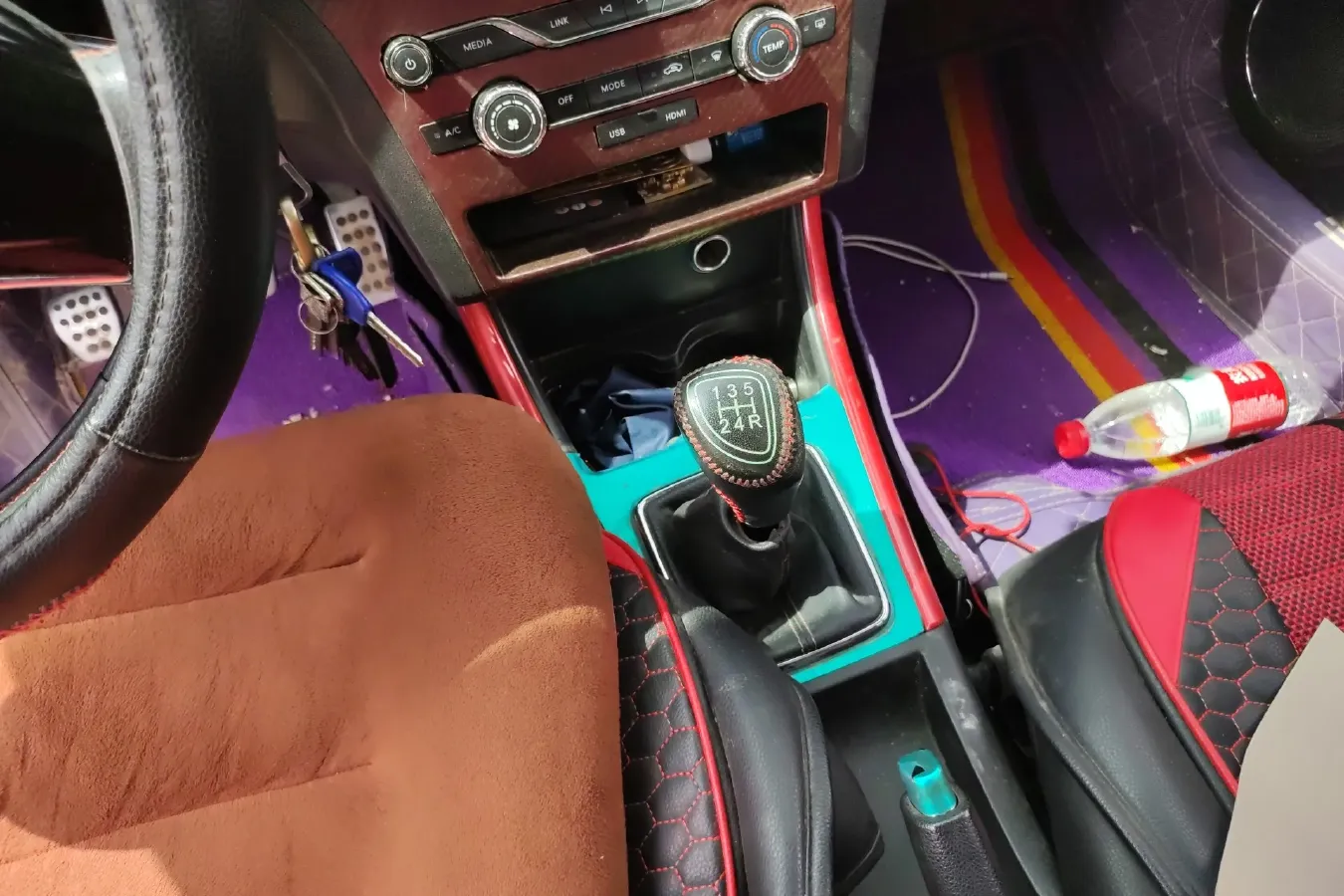 2015 BeiJing Auto Senova X25 1.5L 116HP L4 5MT,autocango,china used car exporter,china ev exporter,chinese used car exporter,chinese used ev exporter