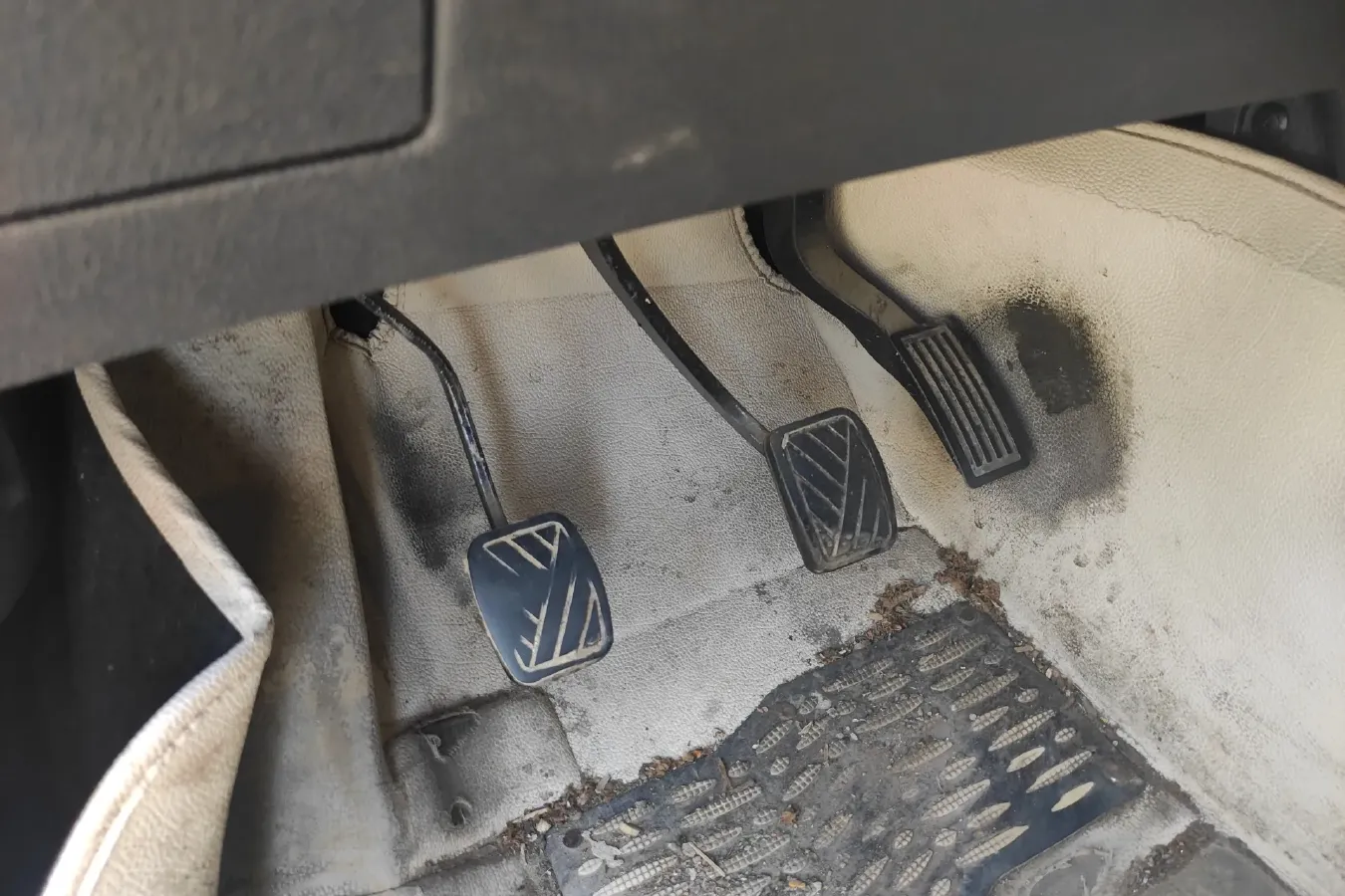 2014 BAIC Hyosow S3 1.5L 113HP L4 5MT,autocango,china used car exporter,china ev exporter,chinese used car exporter,chinese used ev exporter