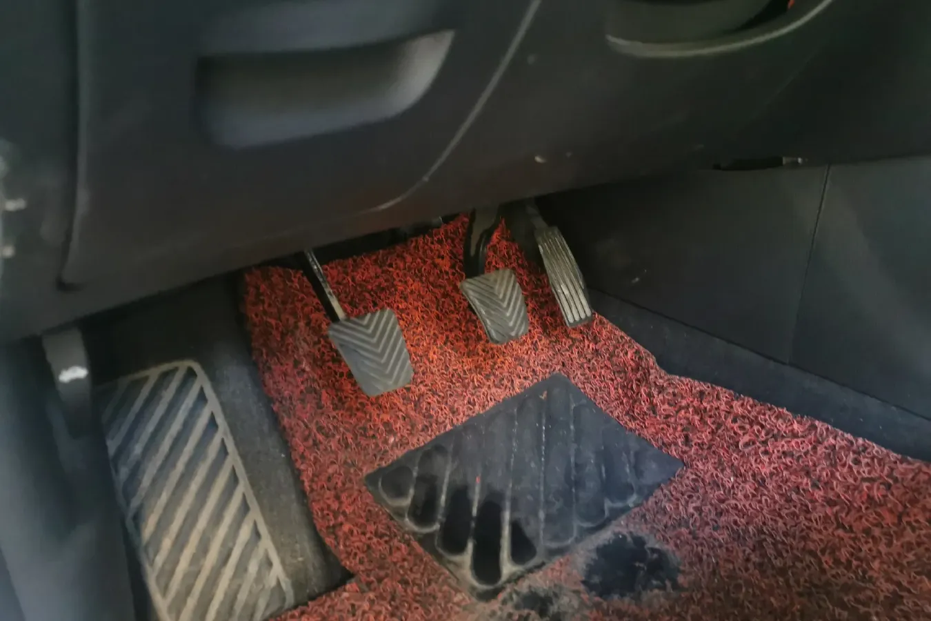 2015 ChangAn Alsvin V7 1.6L 124HP L4 5MT,autocango,china used car exporter,china ev exporter,chinese used car exporter,chinese used ev exporter