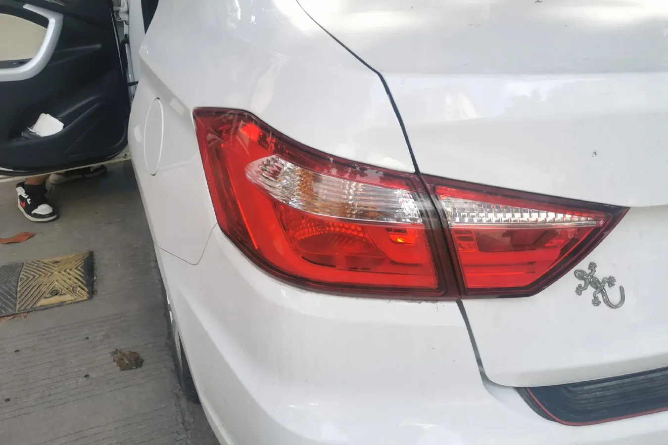 2015 ChangAn Alsvin V7 1.6L 124HP L4 5MT,autocango,china used car exporter,china ev exporter,chinese used car exporter,chinese used ev exporter