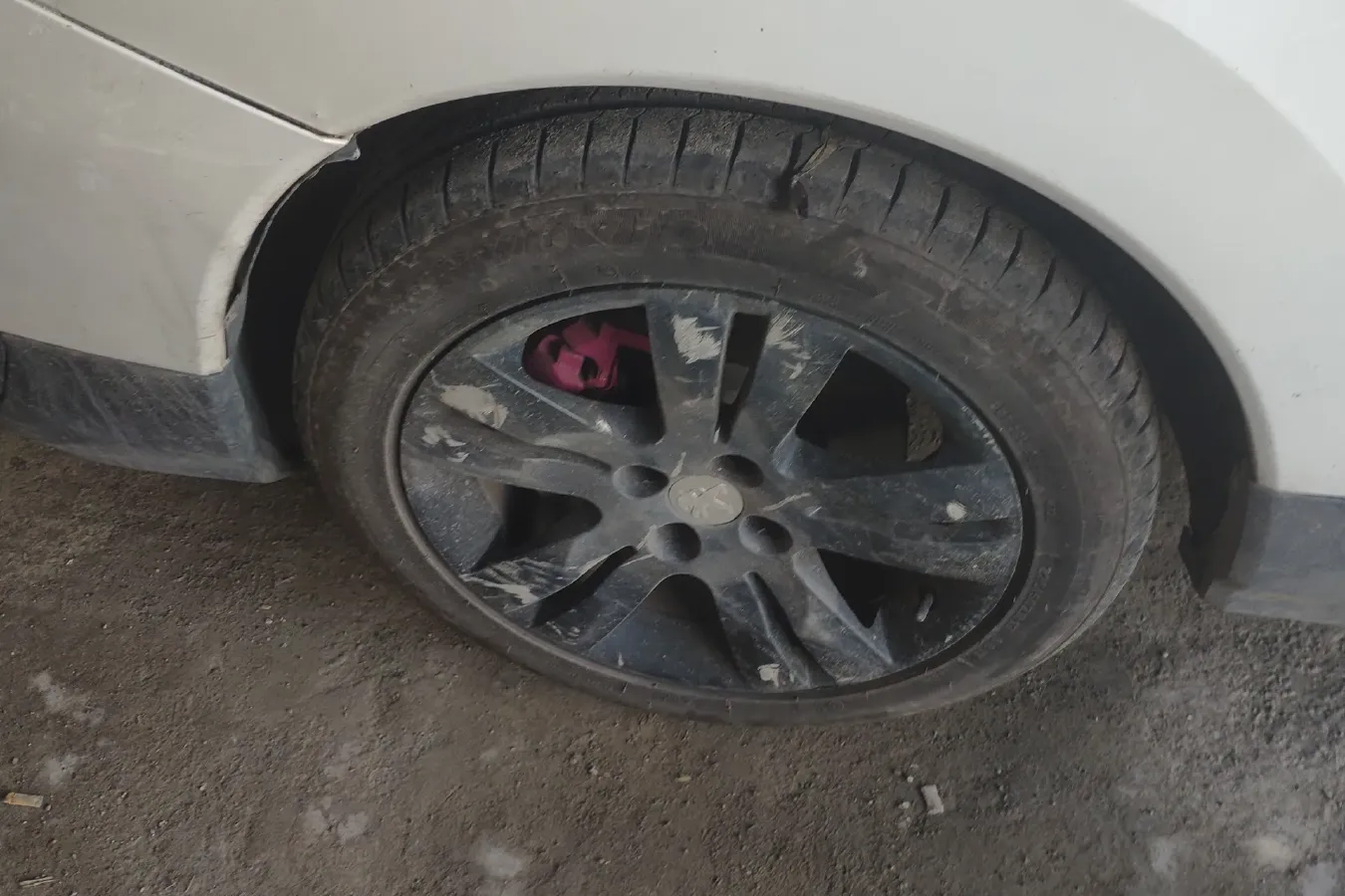 2016 Peugeot 3008 1.6T 167HP L4 6AT,autocango,china used car exporter,china ev exporter,chinese used car exporter,chinese used ev exporter