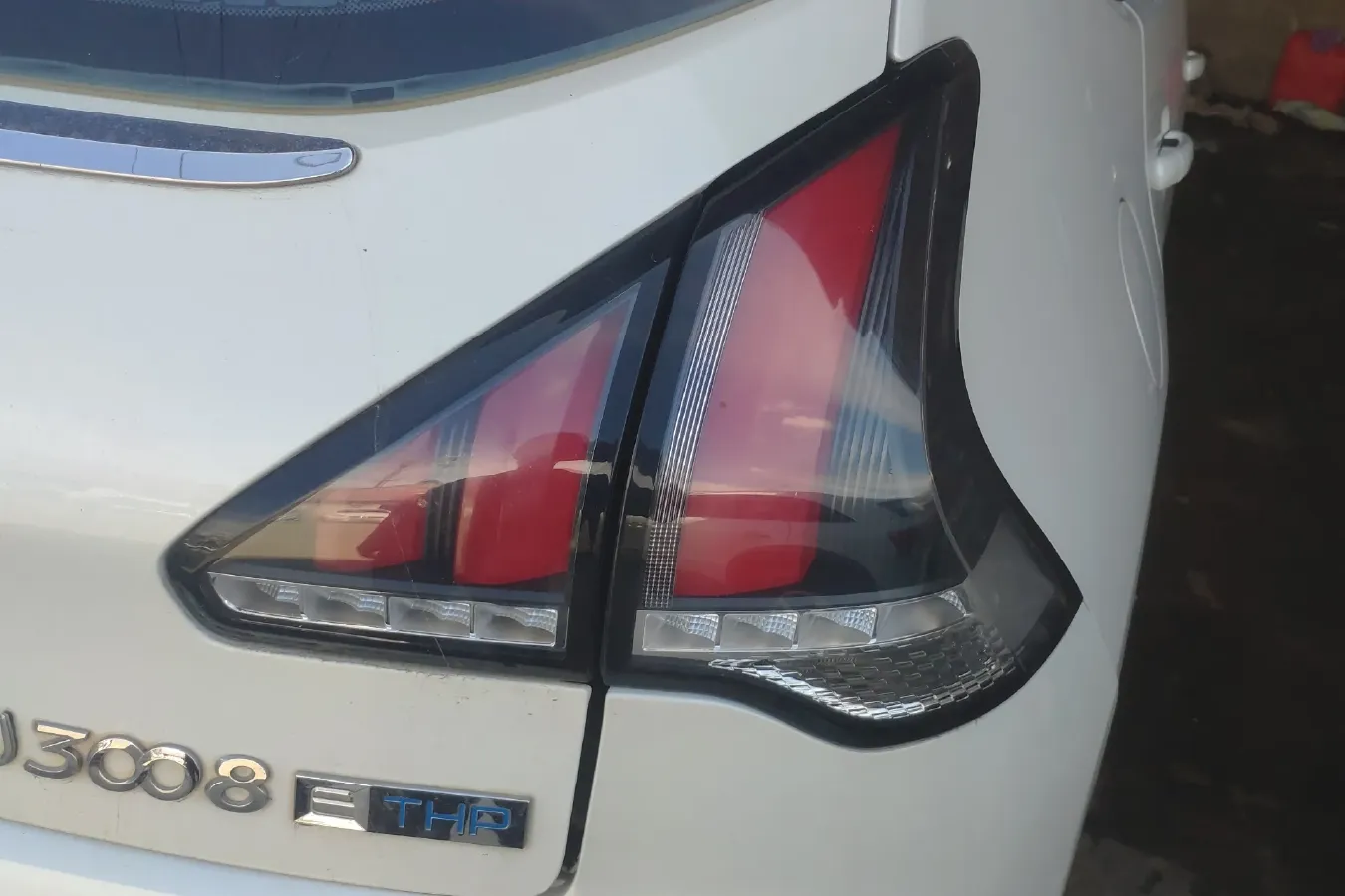 2016 Peugeot 3008 1.6T 167HP L4 6AT,autocango,china used car exporter,china ev exporter,chinese used car exporter,chinese used ev exporter