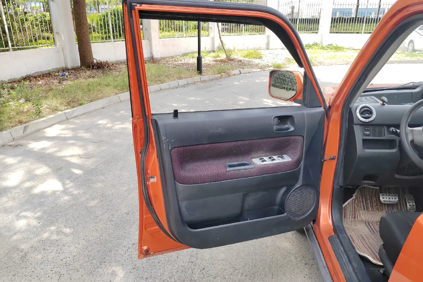 2010 Great Wall M2 1.5L 106HP L4 CVT,autocango,china used car exporter,china ev exporter,chinese used car exporter,chinese used ev exporter