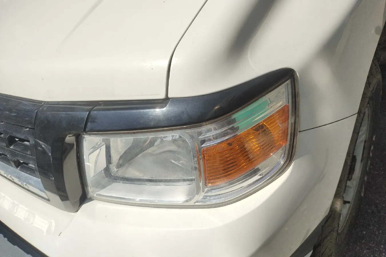 2015 Leopaard Q6 2.4L 147HP L4 5MT,autocango,china used car exporter,china ev exporter,chinese used car exporter,chinese used ev exporter