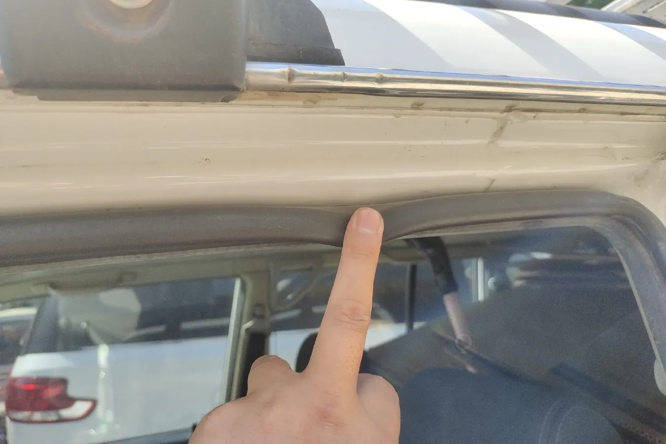 2015 Leopaard Q6 2.4L 147HP L4 5MT,autocango,china used car exporter,china ev exporter,chinese used car exporter,chinese used ev exporter