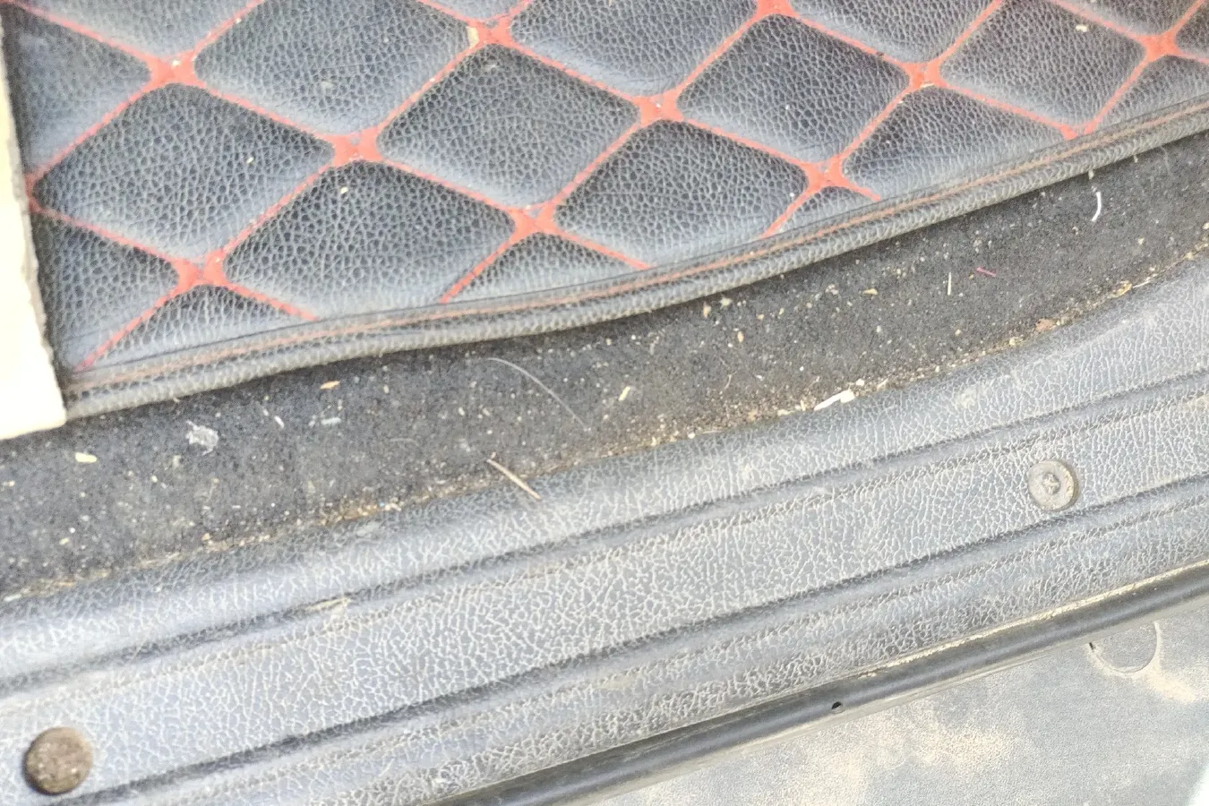 2015 Leopaard Q6 2.4L 147HP L4 5MT,autocango,china used car exporter,china ev exporter,chinese used car exporter,chinese used ev exporter