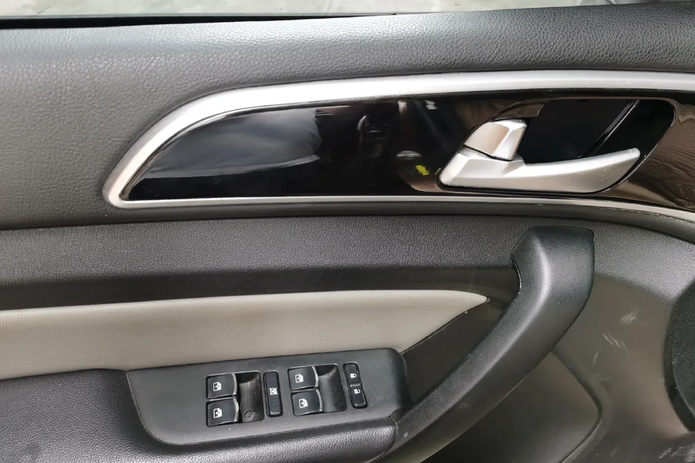 2015 BAIC Hyosow H3 1.5L 113HP L4 5MT,autocango,china used car exporter,china ev exporter,chinese used car exporter,chinese used ev exporter