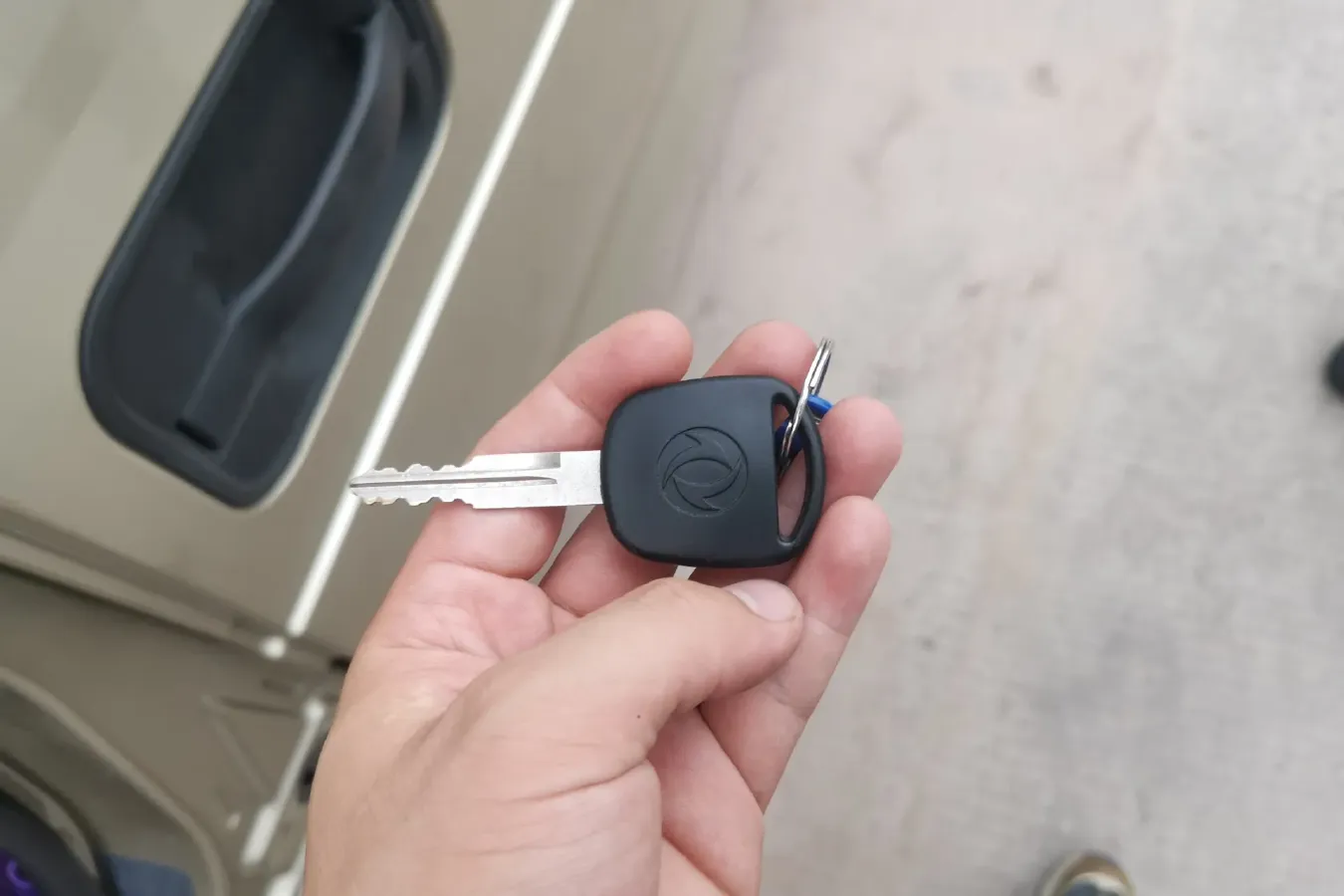 2012 DongFeng DFSK V29 1.2L 87HP L4 5MT,autocango,china used car exporter,china ev exporter,chinese used car exporter,chinese used ev exporter