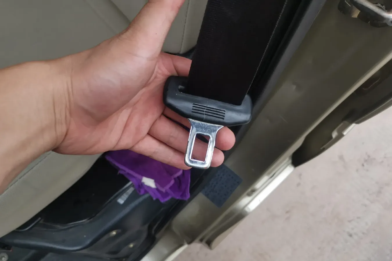 2012 DongFeng DFSK V29 1.2L 87HP L4 5MT,autocango,china used car exporter,china ev exporter,chinese used car exporter,chinese used ev exporter