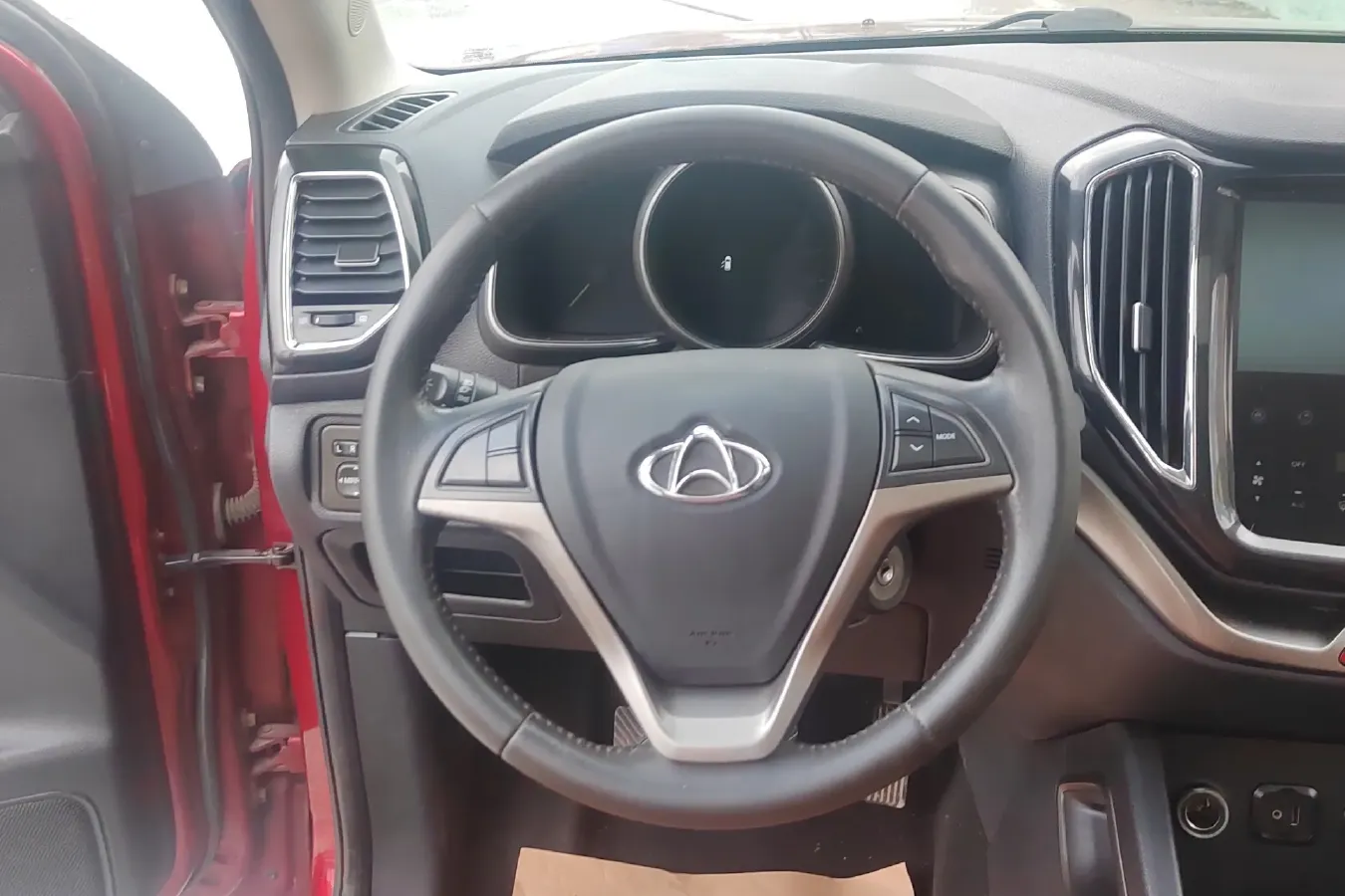 2016 ChangAn Oshan CX70 1.6L 117HP L4 5MT,autocango,china used car exporter,china ev exporter,chinese used car exporter,chinese used ev exporter