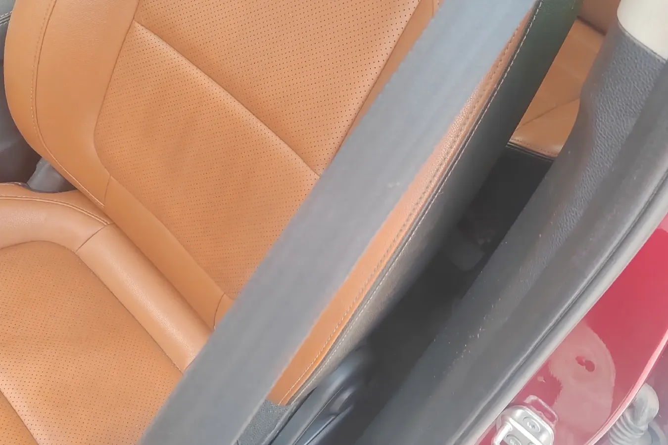 2016 ChangAn Oshan CX70 1.6L 117HP L4 5MT,autocango,china used car exporter,china ev exporter,chinese used car exporter,chinese used ev exporter