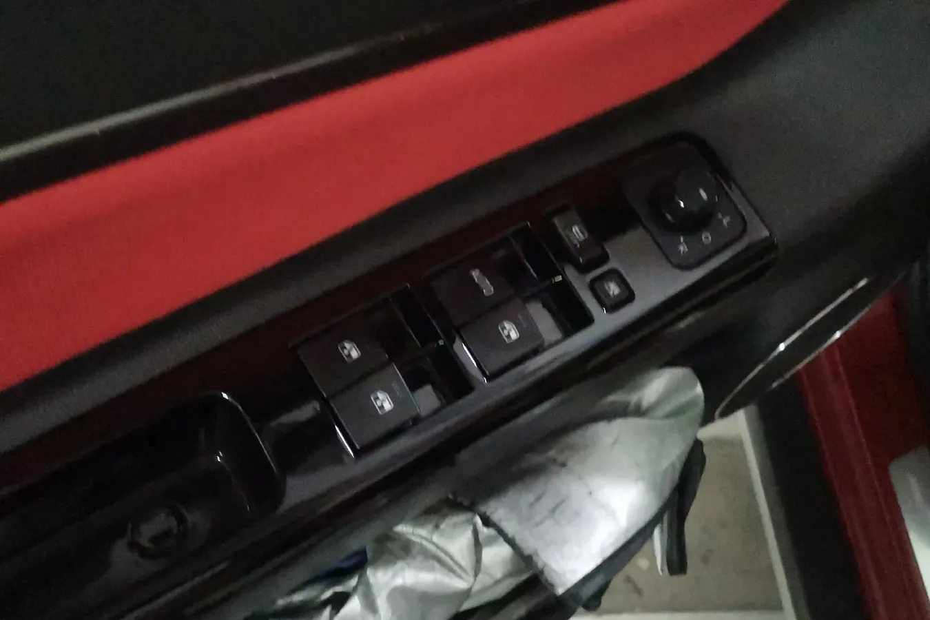 2015 BeiJing Auto Senova X25 1.5L 116HP L4 5MT,autocango,china used car exporter,china ev exporter,chinese used car exporter,chinese used ev exporter