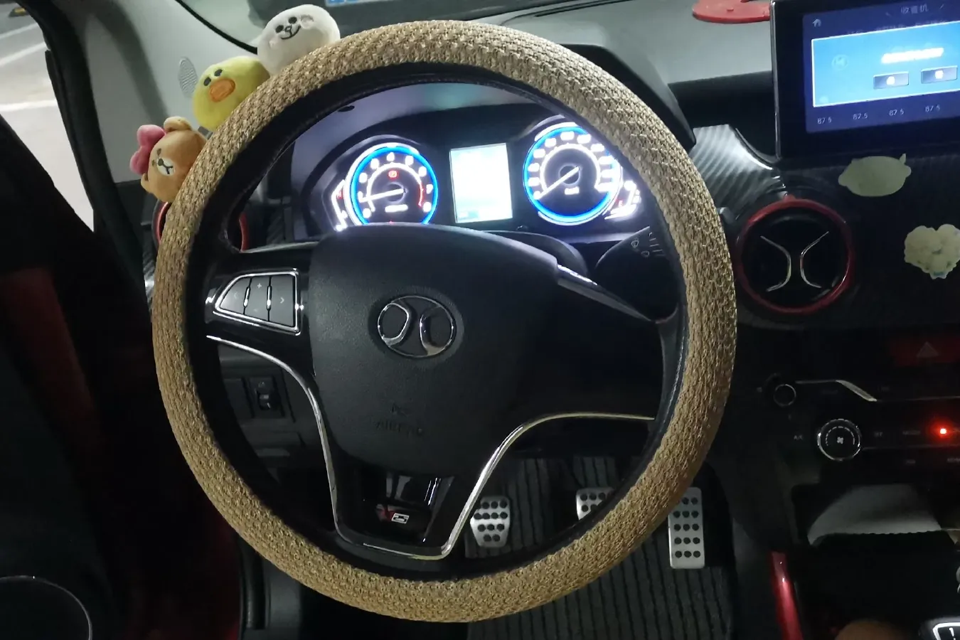 2015 BeiJing Auto Senova X25 1.5L 116HP L4 5MT,autocango,china used car exporter,china ev exporter,chinese used car exporter,chinese used ev exporter