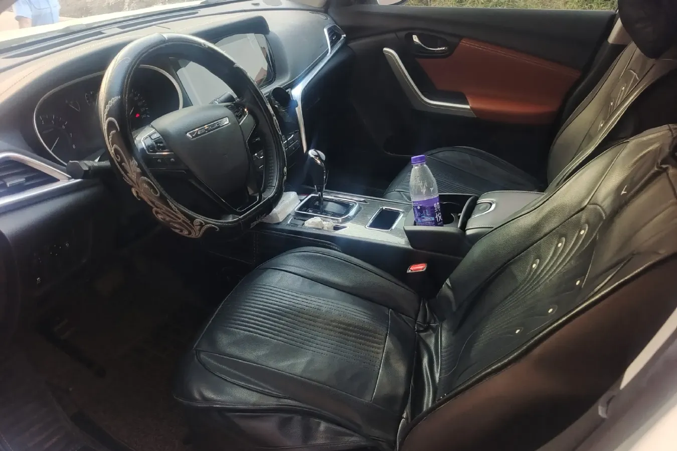 2018 Venucia T90 2.0L 144HP L4 CVT,autocango,china used car exporter,china ev exporter,chinese used car exporter,chinese used ev exporter