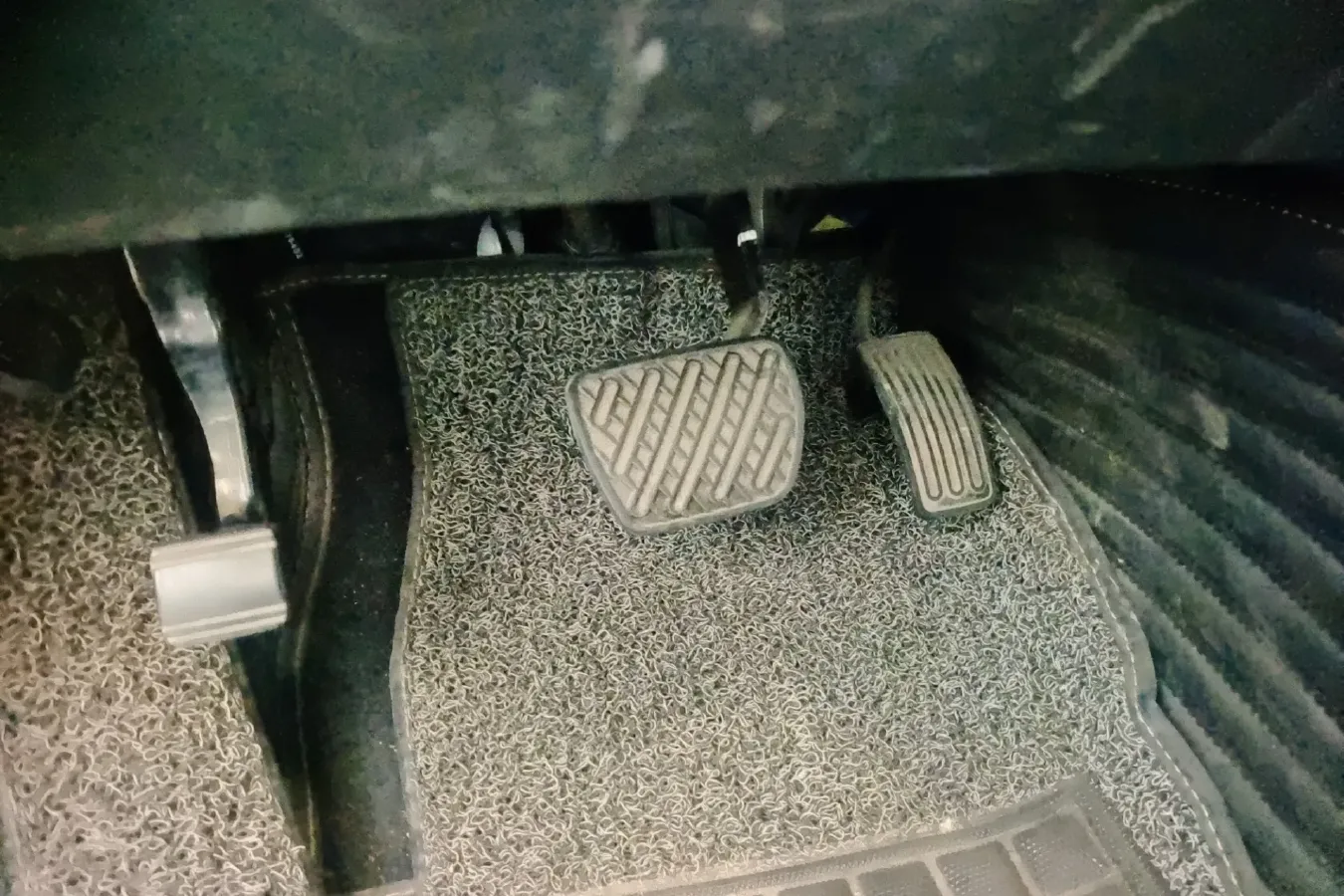 2018 Venucia T90 2.0L 144HP L4 CVT,autocango,china used car exporter,china ev exporter,chinese used car exporter,chinese used ev exporter