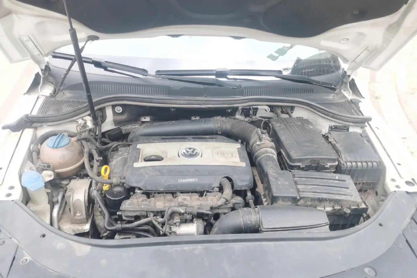 2015 Volkswagen CC 1.8T 160HP L4 7DCT,autocango,china used car exporter,china ev exporter,chinese used car exporter,chinese used ev exporter