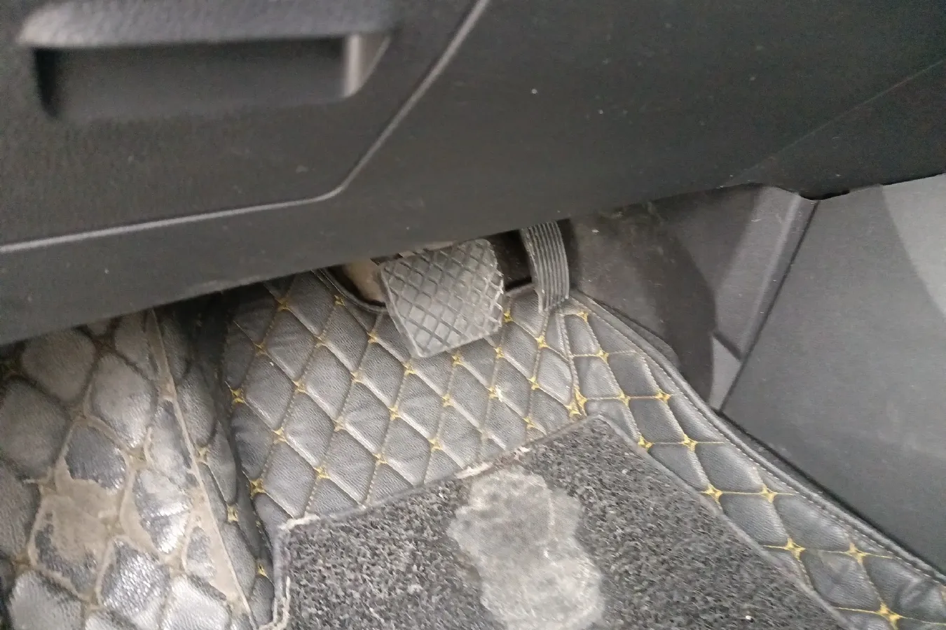 2016 Zotye SR7 1.5T 150HP L4 CVT,autocango,china used car exporter,china ev exporter,chinese used car exporter,chinese used ev exporter