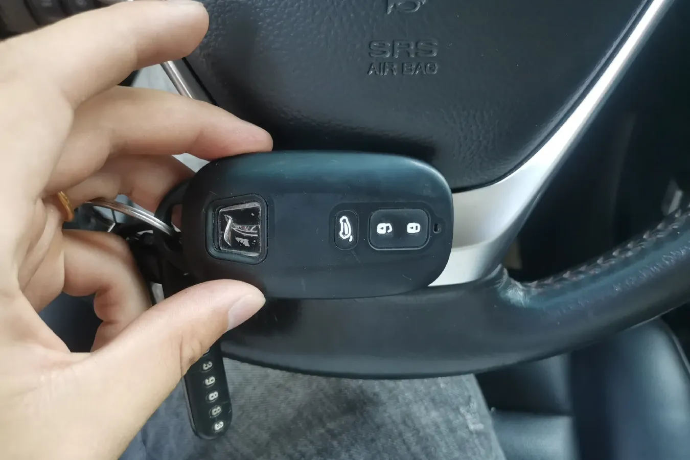 2015 Luxgen 5 1.8T 180HP L4 6AT,autocango,china used car exporter,china ev exporter,chinese used car exporter,chinese used ev exporter