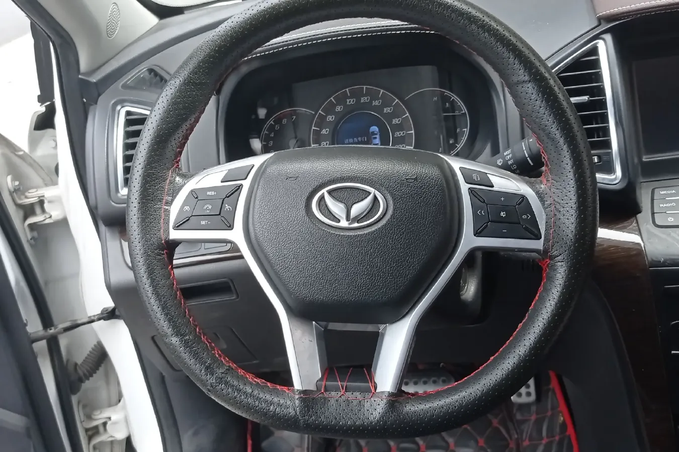 2017 BAIC Hyosow S6 1.5T 150HP L4 CVT,autocango,china used car exporter,china ev exporter,chinese used car exporter,chinese used ev exporter