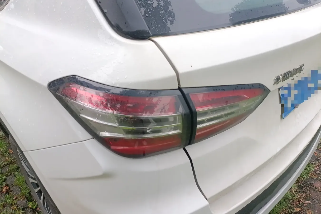 2018 Brilliance Auto V6 1.5T 150HP L4 6MT,autocango,china used car exporter,china ev exporter,chinese used car exporter,chinese used ev exporter