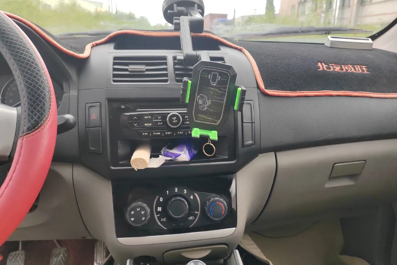 2015 BAIC WeiWang M20 1.2L 86HP L4 5MT,autocango,china used car exporter,china ev exporter,chinese used car exporter,chinese used ev exporter